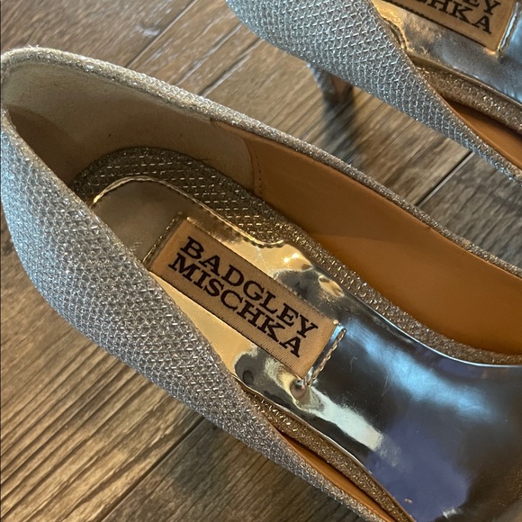 Badgley Mischka Glittering Silver Heels - Picture 2 of 4